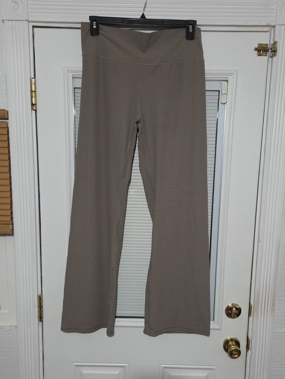 Avia Wide-Leg Active Pants in Taupe Gray